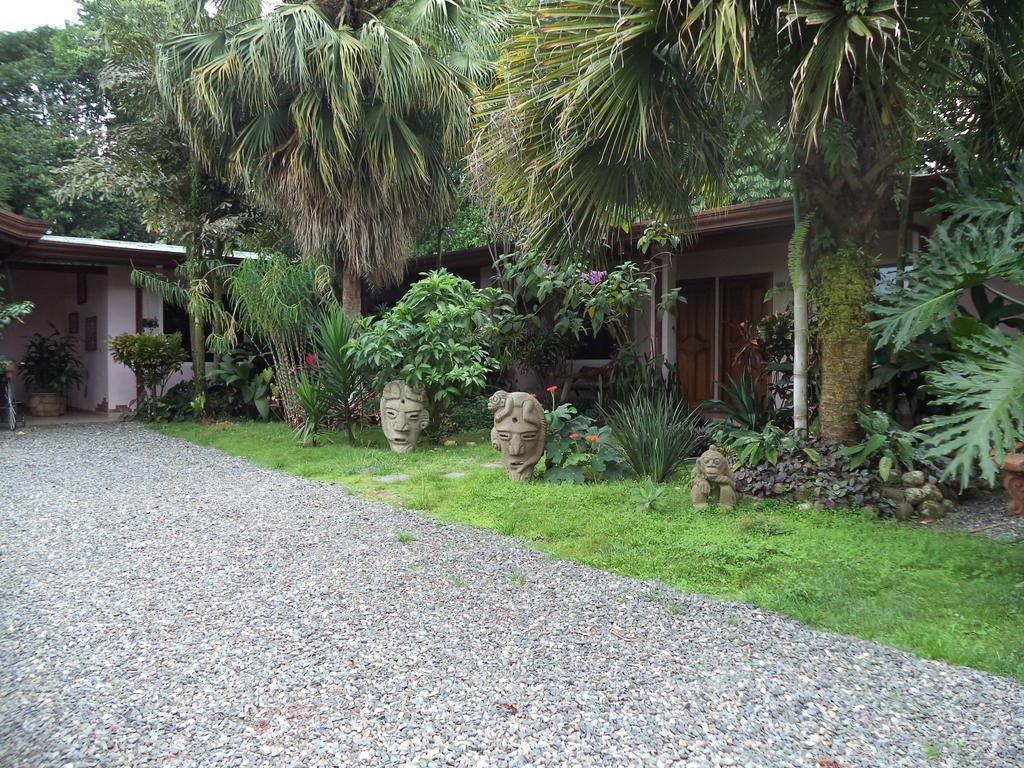 Hotel Vagabondo La Fortuna Екстериор снимка