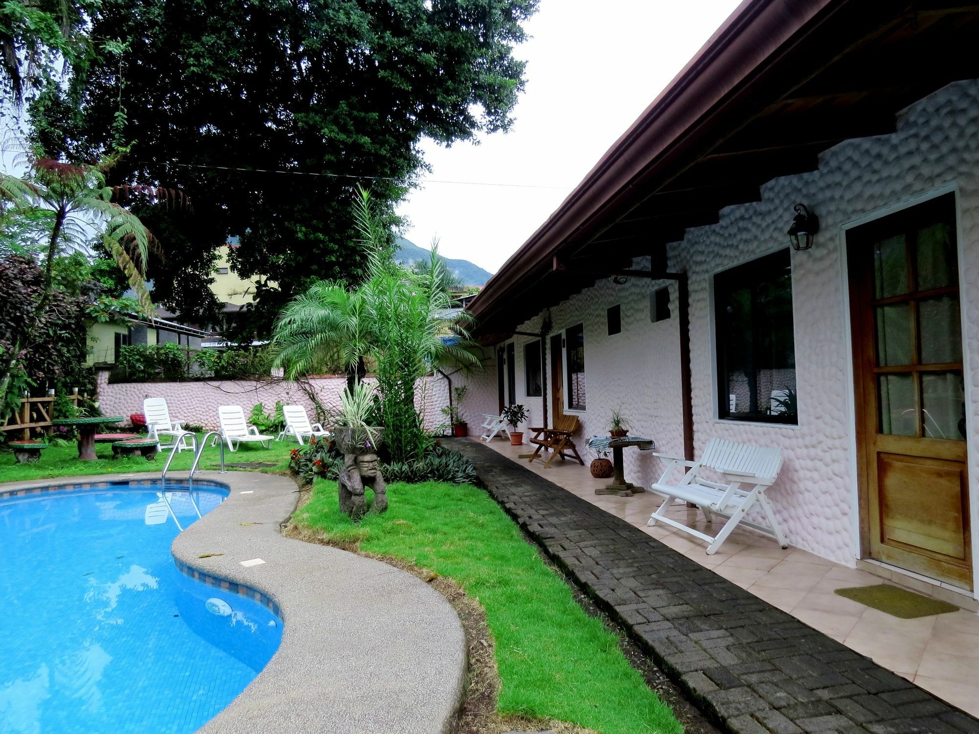 Hotel Vagabondo La Fortuna Екстериор снимка