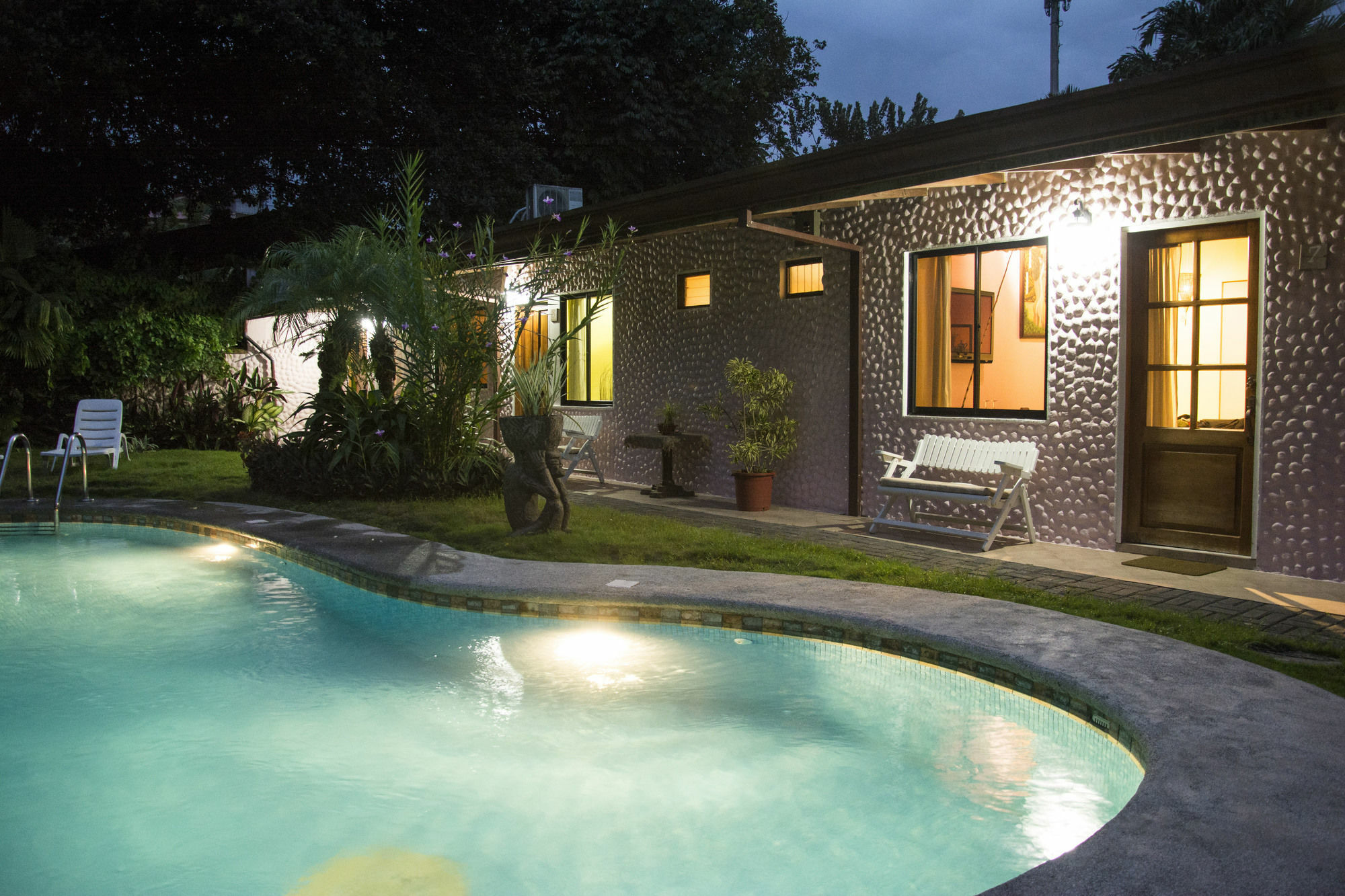 Hotel Vagabondo La Fortuna Екстериор снимка